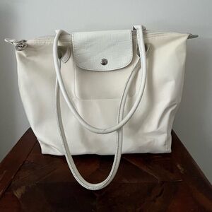 Longchamp Le Pliage Tote Medium off white with white leather details
